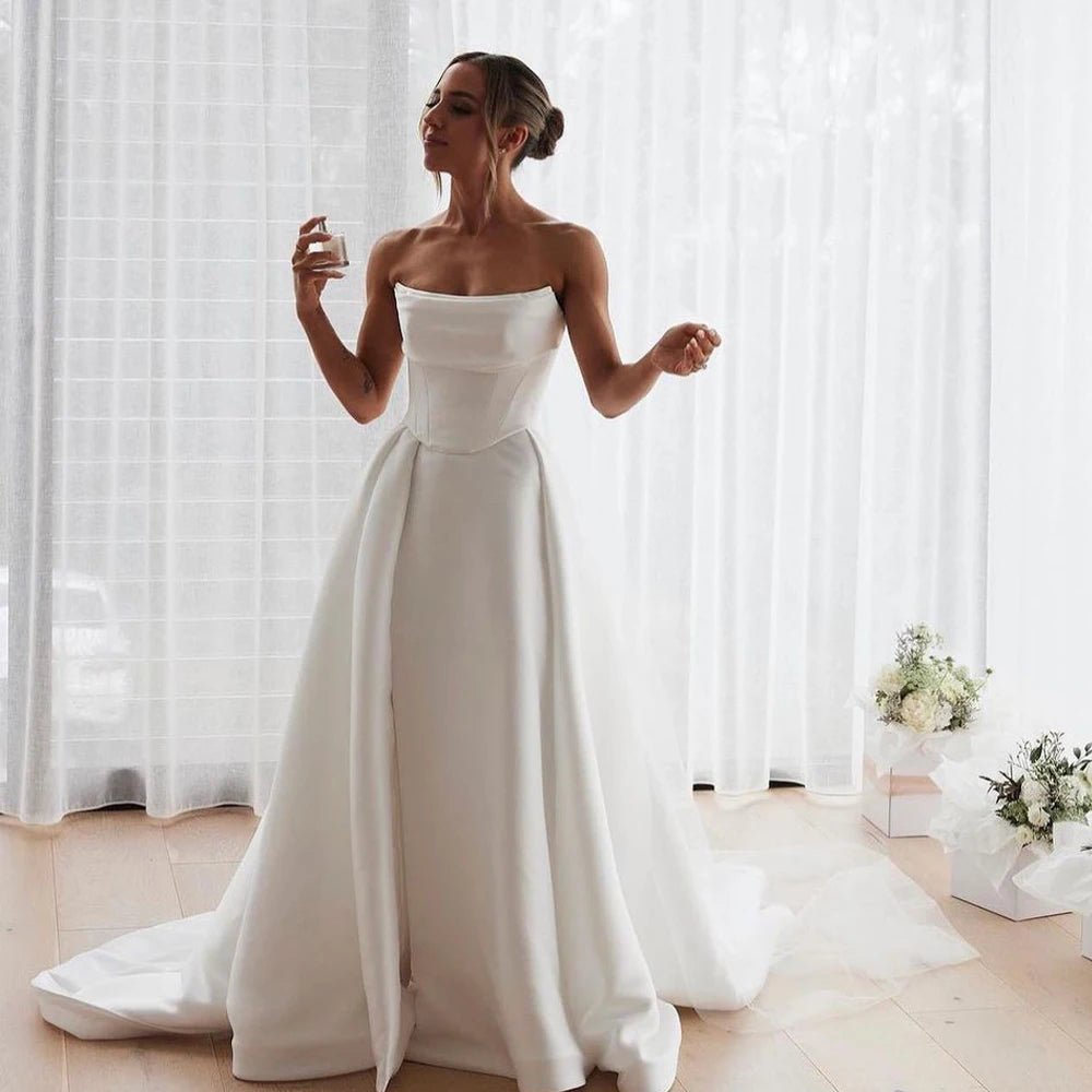 Robe de mariée princesse en satin plissé de haute qualité, coupe A, fente latérale- LA BELLE LIGNEE