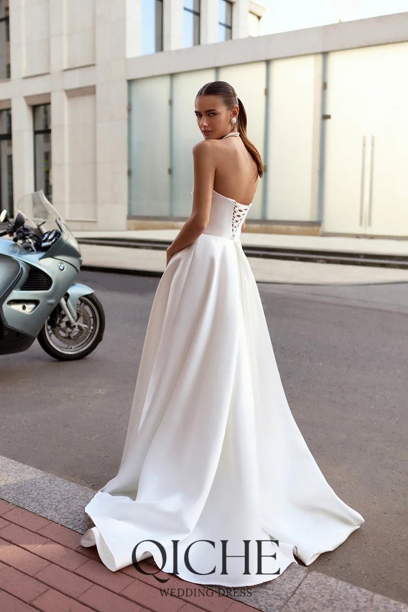 Robe de mariée sans bretelles en satin avec fente haute-LA BELLE LIGNEE