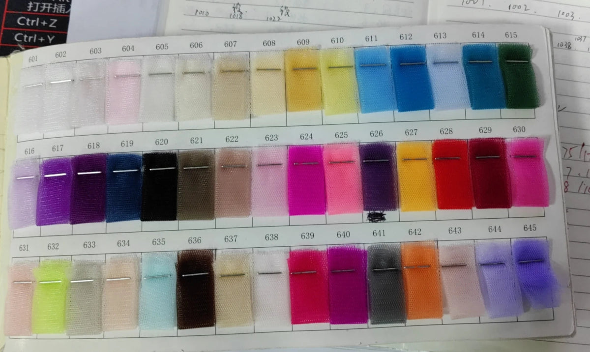 Robe de mariée sirène satin, décolleté cœur, épaules dénudées, fente latérale, traîne amovible - LA BELLE LIGNEE