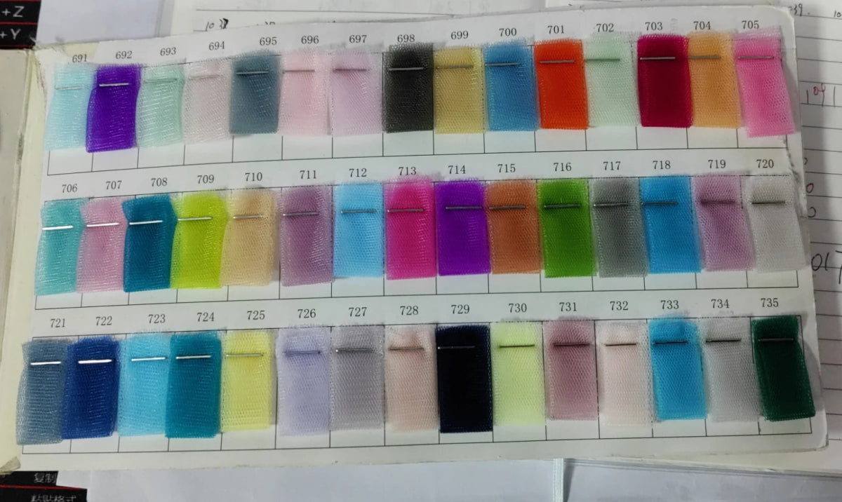 Robe de mariée sirène satin, décolleté cœur, épaules dénudées, fente latérale, traîne amovible - LA BELLE LIGNEE